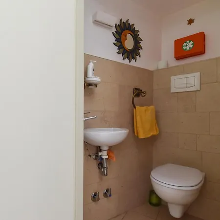 Apartment In Canonica *