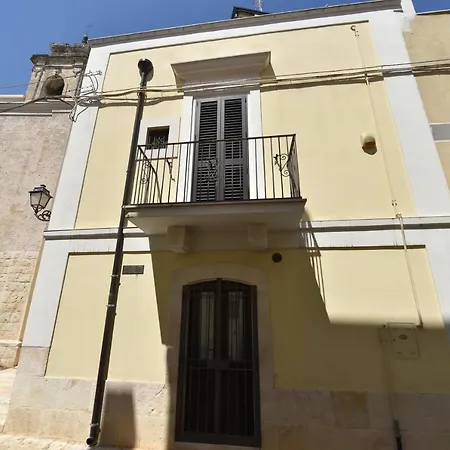 Apartment In Canonica