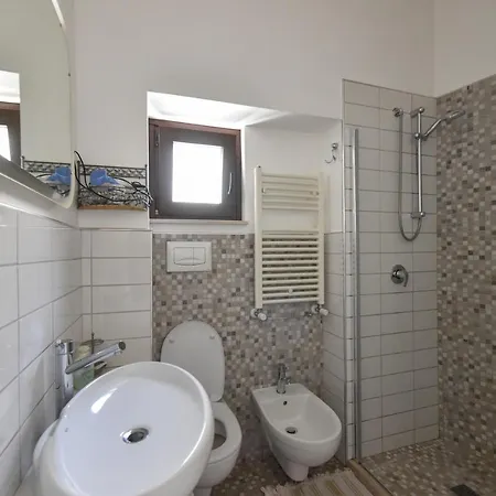 Apartment In Canonica *